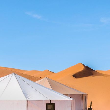 Caravanserai Luxury Desert Tented Camp Мерзуга Экстерьер фото