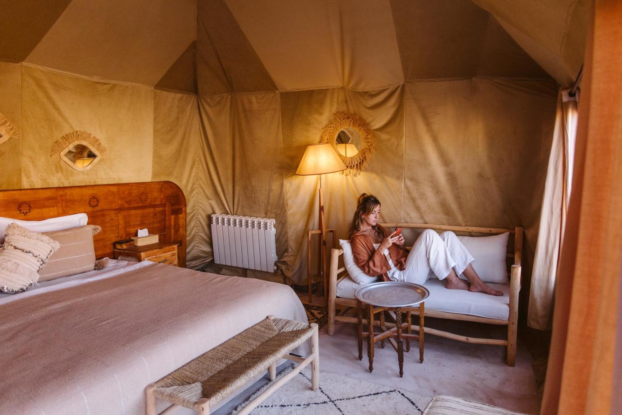 Caravanserai Luxury Desert Tented Camp Мерзуга Экстерьер фото